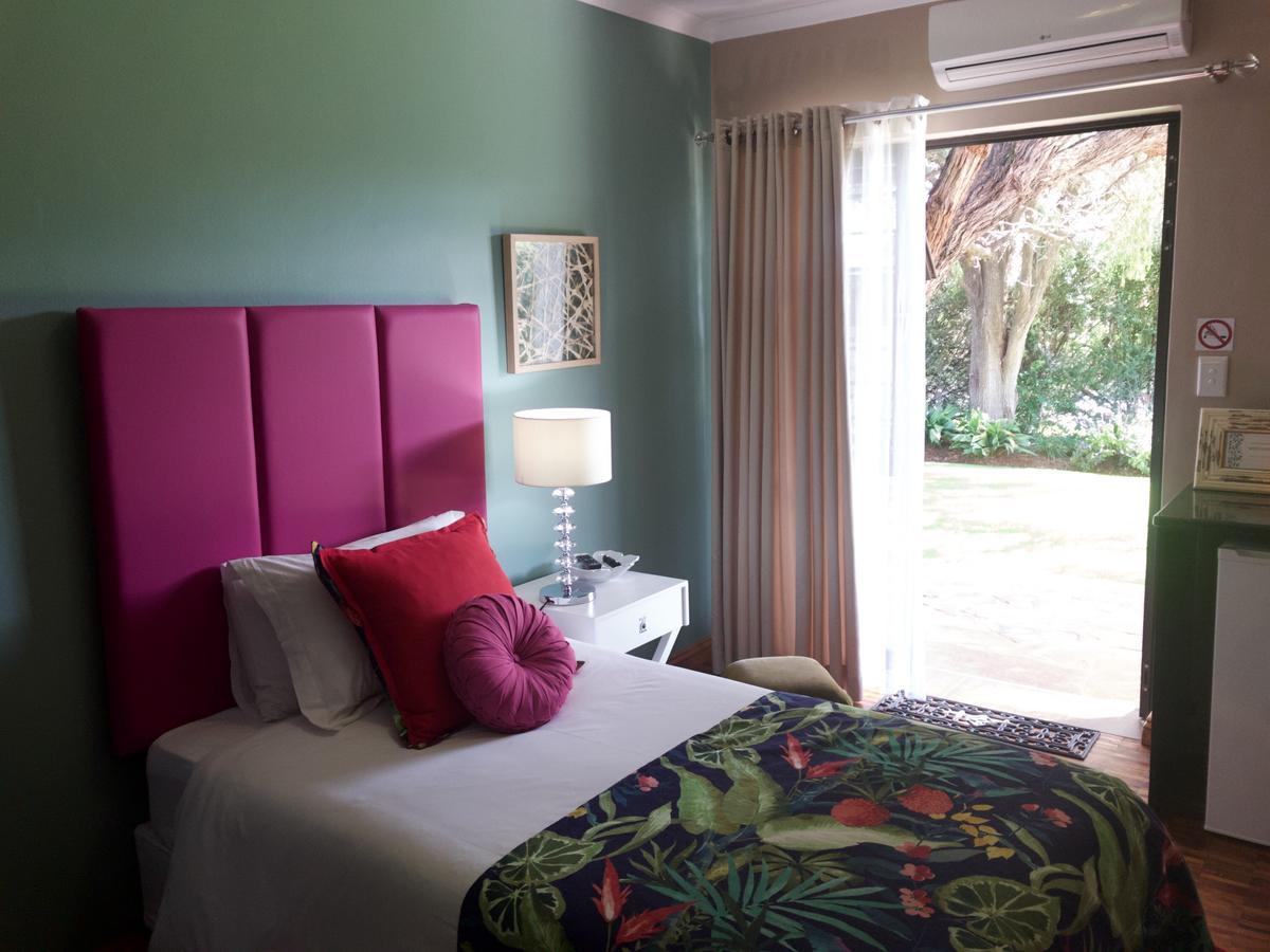 The Hedge Guesthouse Kuruman Εξωτερικό φωτογραφία