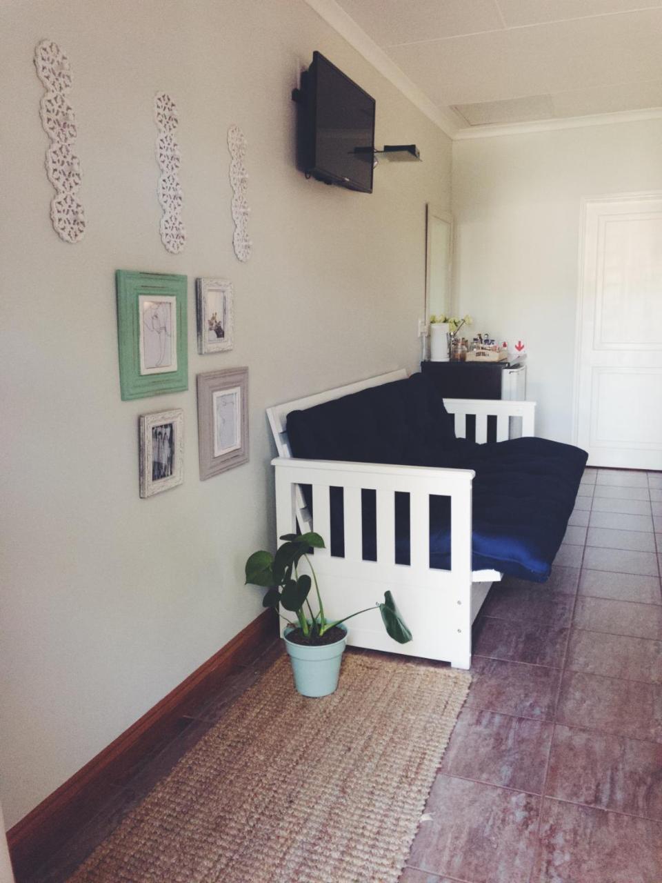 The Hedge Guesthouse Kuruman Εξωτερικό φωτογραφία